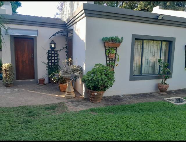 4 BEDROOM HOUSE FOR SALE IN BO-DORP